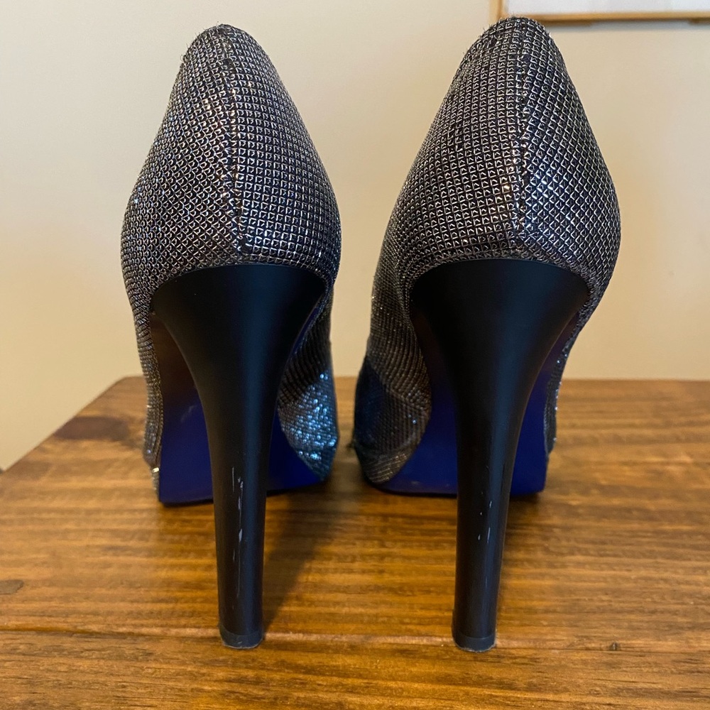 Stunning Rebecca Minkoff Heels - Picture 4 of 7